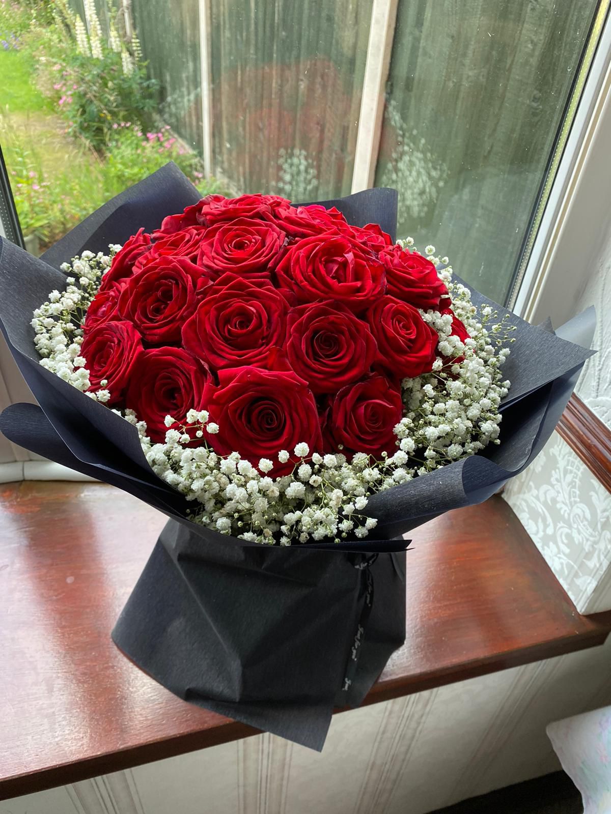 Classic Red Roses Bouquet