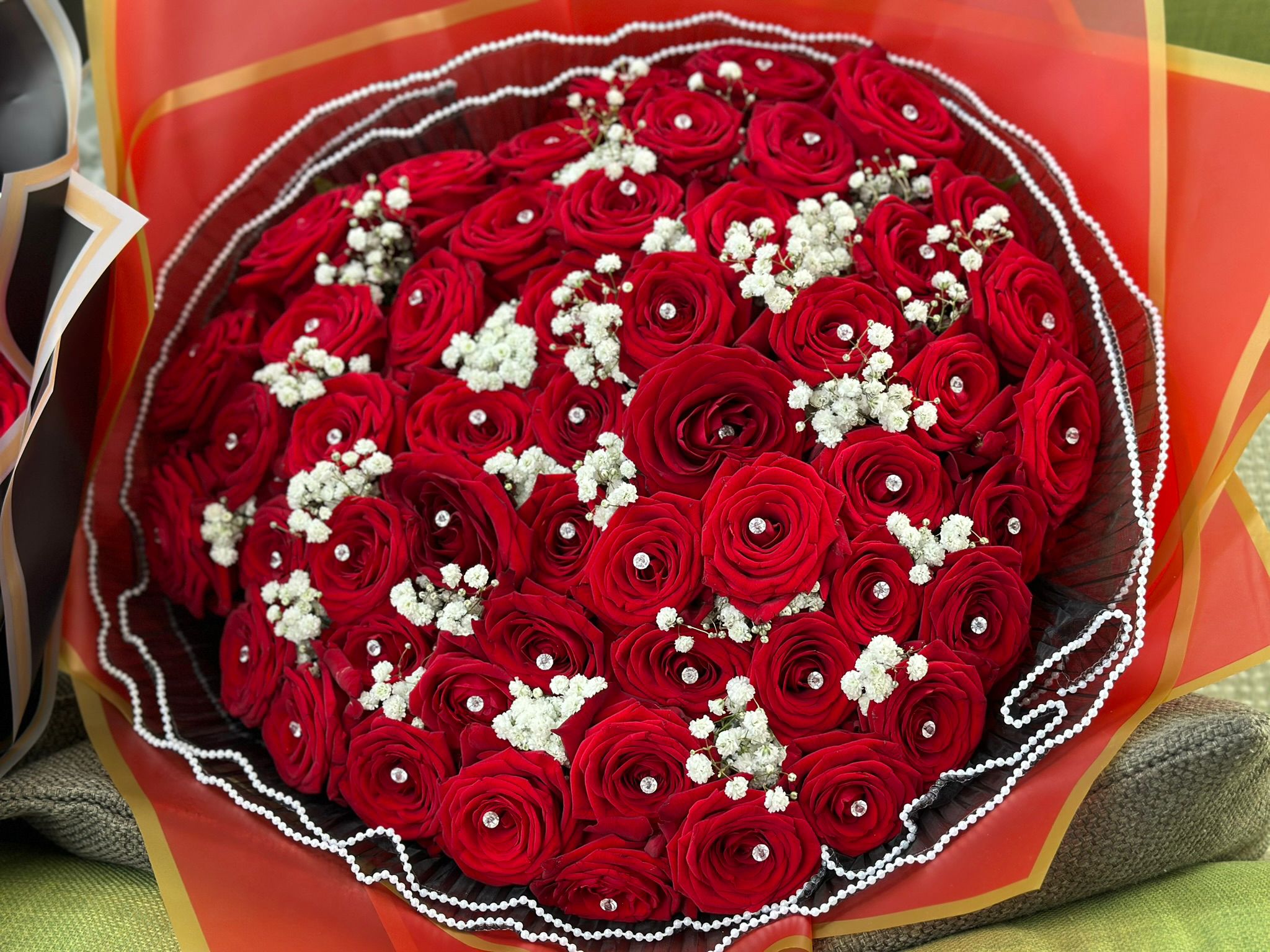 Elegant Red Roses with Pearls