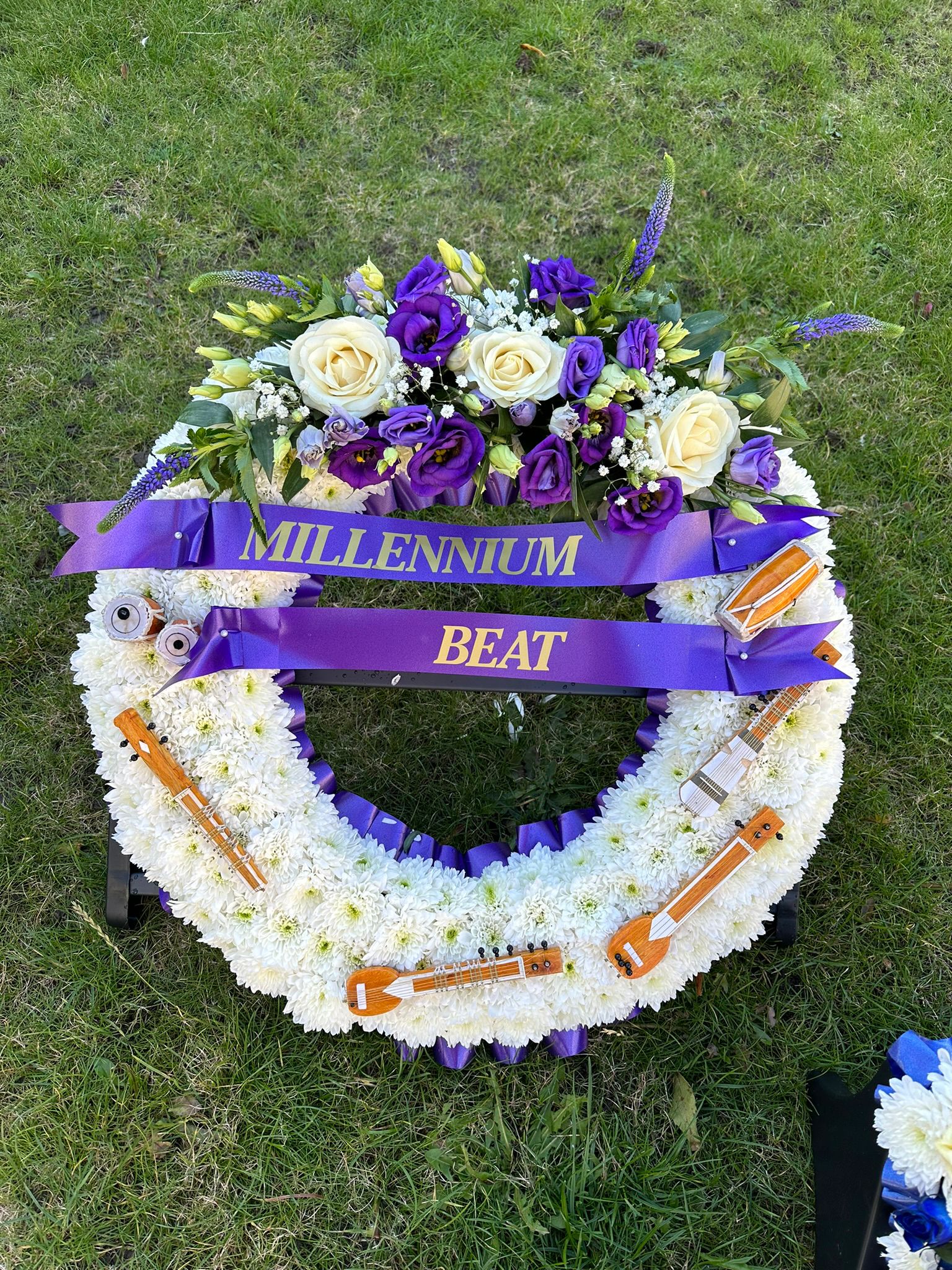 MILLENNIUM BEAT Music Wreath